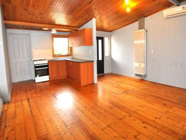 2 Bedroom House Close to all amenities