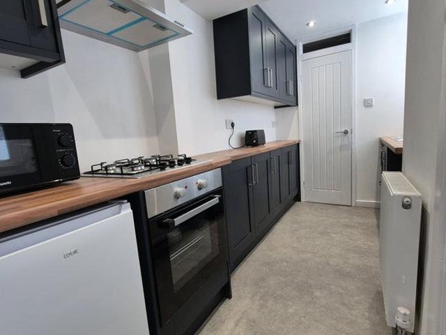 2 bedroom house available in L8, Liverpool