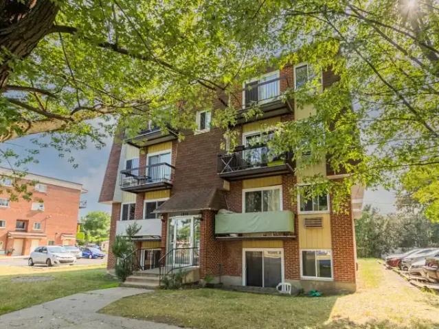 2 Bedroom House Boucherville QC 105337277