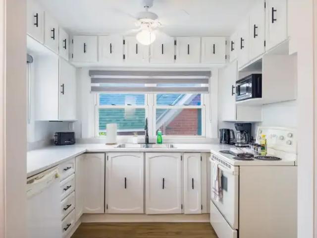 2 Bedroom House Bobcaygeon ON 104638147