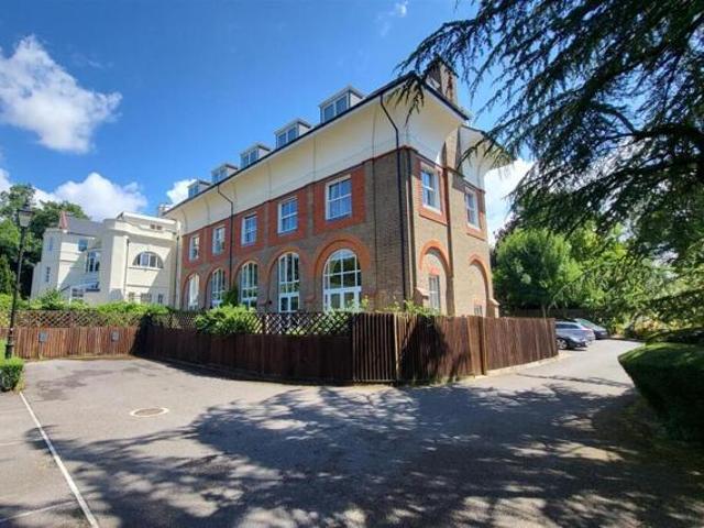 2 Bedroom House Barnet Greater London 100953662