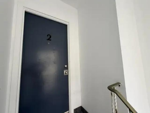 2 Bedroom House Barrie ON 104940688