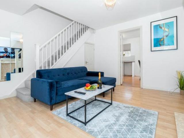 2 Bedroom House Birmingham Birmingham 66967654