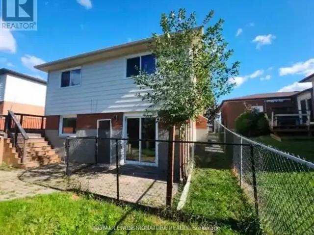 2 Bedroom House Bradford West Gwillimbury ON 104842031
