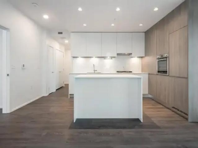 2 Bedroom House Burnaby BC 104711505