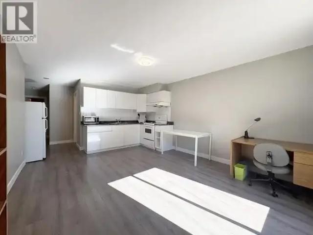 2 Bedroom House Burnaby BC 105088018