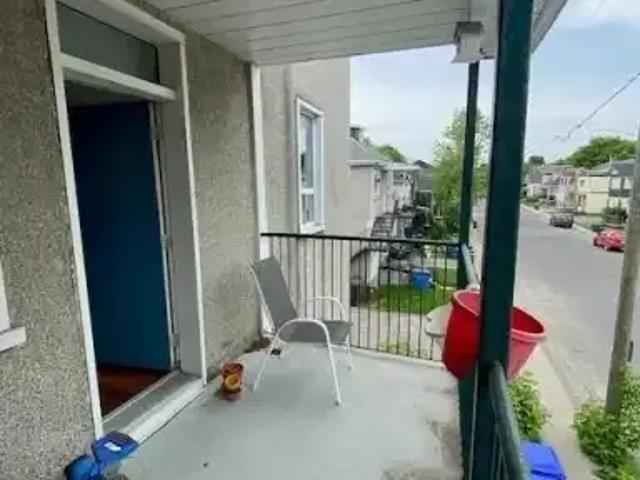 2 Bedroom House Gatineau QC 103355242