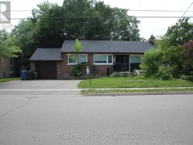 2 Bedroom House Guelph ON 104864332