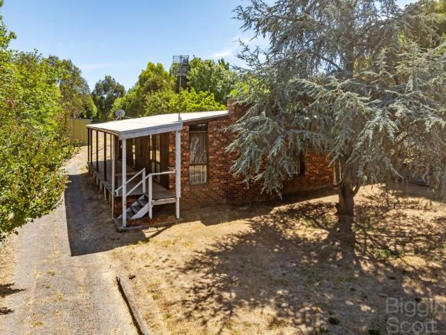 2 Bedroom House Guildford VIC 101583075