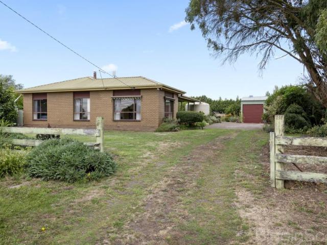 2 Bedroom House Dean VIC 101583481