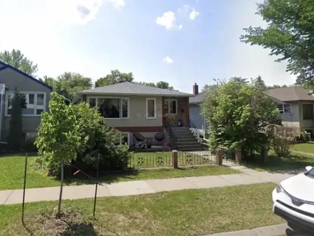 2 Bedroom House Edmonton AB 104224634