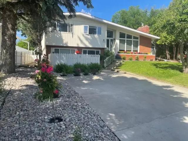 2 Bedroom House Edmonton AB 104362763