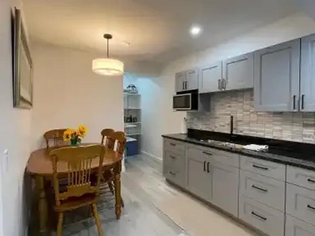 2 Bedroom House Edmonton AB 104711504