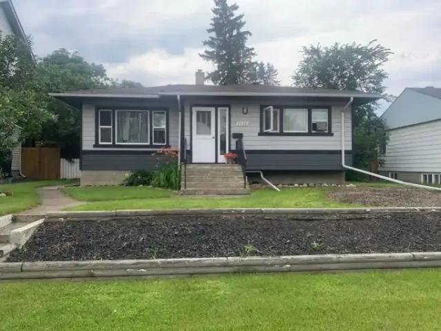 2 Bedroom House Edmonton AB 105226569