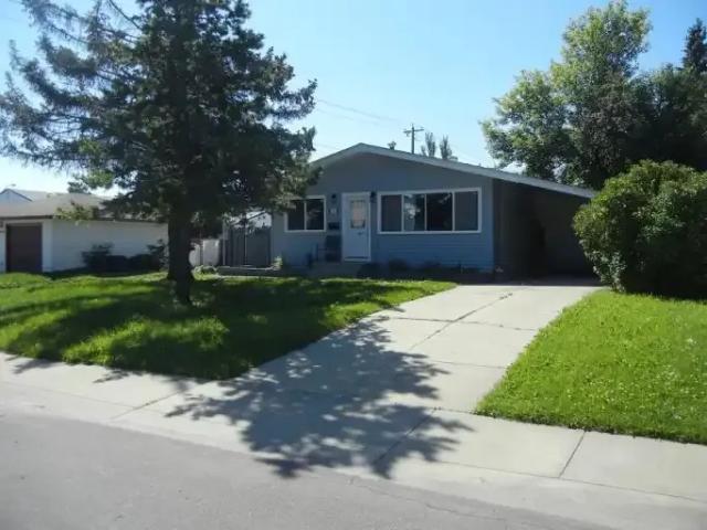 2 Bedroom House Edmonton AB 105359714