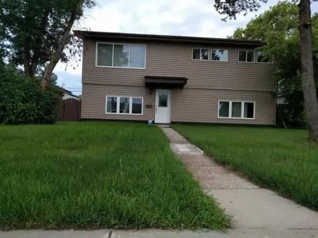 2 Bedroom House Edmonton AB 105359787