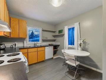 2 Bedroom House Edmonton AB 103060026