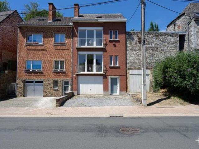 2 bedroom house for rent