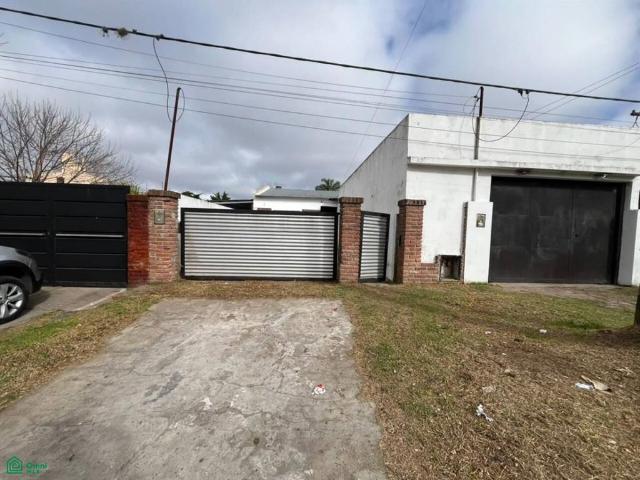 2 BEDROOM HOUSE FOR RENT