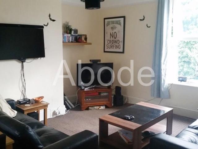 2 Bedroom House for rent at Midland Passage TFF, Hyde Park, Leeds