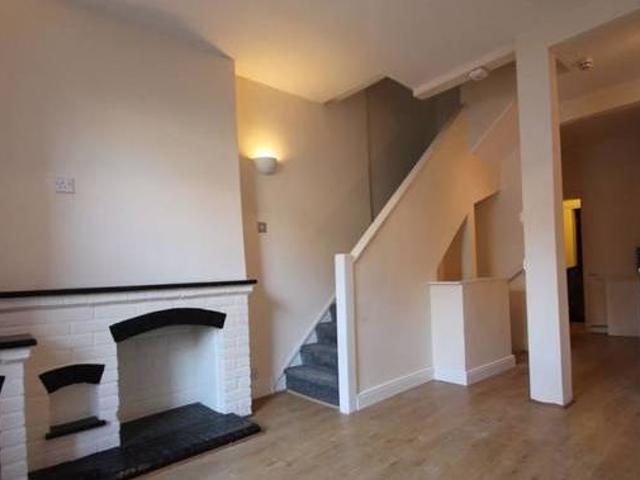2 bedroom house for rent in Castle Street Ryde PO33