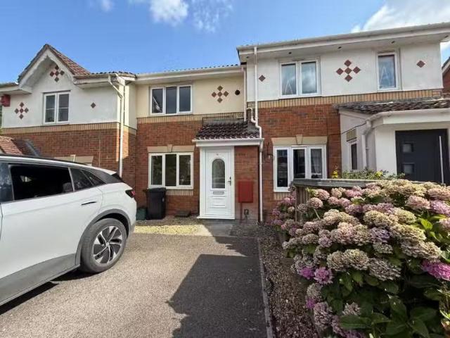 2 bedroom house for rent in Abbey Court, St. Annes Park, Brist.