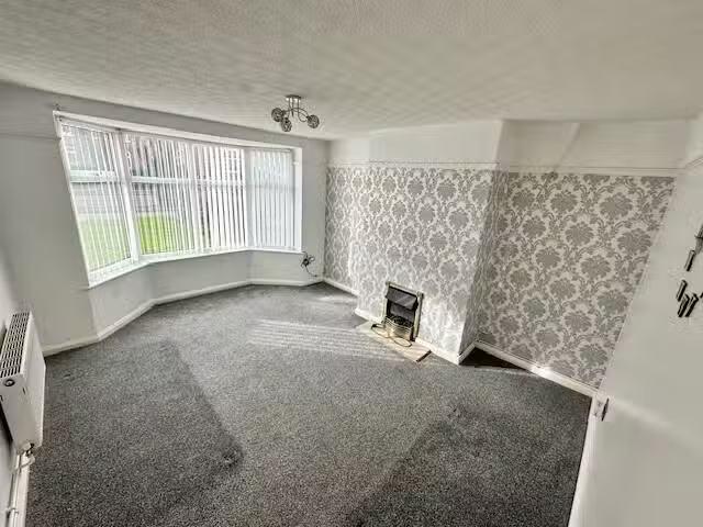 2 bedroom house for rent in Badger Avenue, CW1