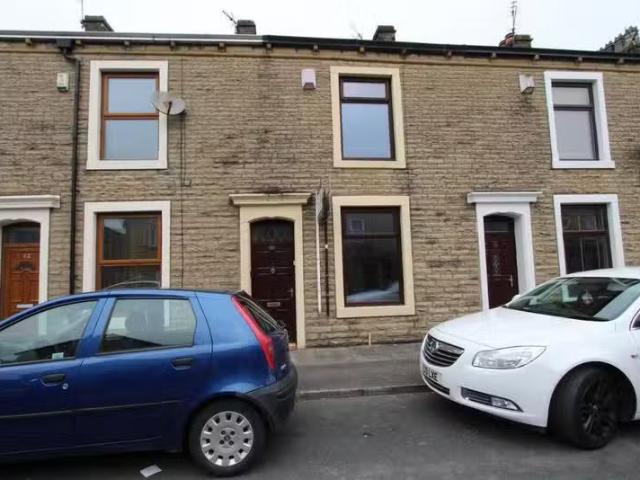 2 bedroom house for rent in Brook Street, Rishton, Blackburn.