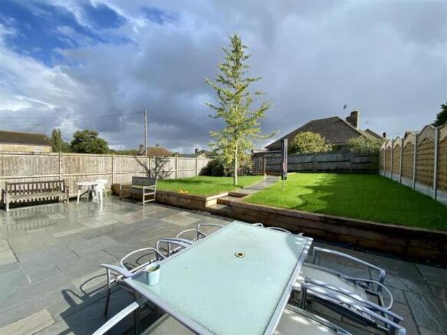 2 bedroom house for rent in Foxglove Road, Willesborough, Ashford, TN24