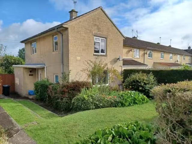 2 bedroom house for rent in Hawthorn Grove, Bath, Somerset, BA2