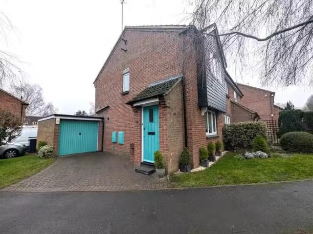 2 bedroom house for rent in Harwood Close, Welwyn Garden City.