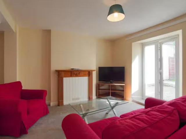 2 bedroom house for rent in Lyppiatt Road, Redfield, BS5