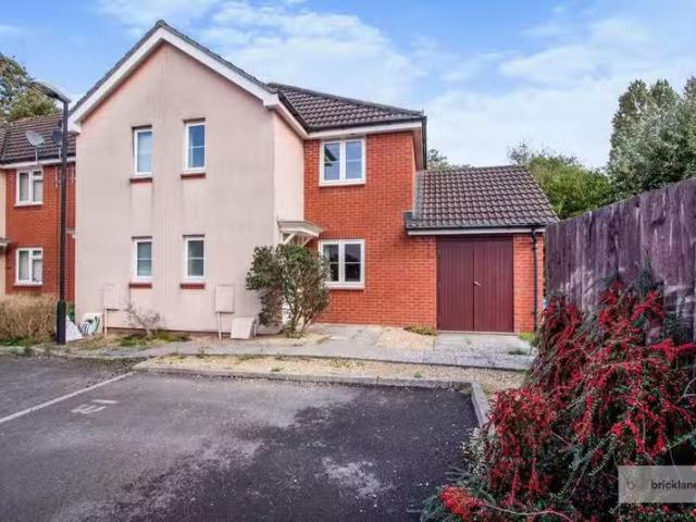 2 bedroom house for rent in Sanders Close, Bedminster, BS3