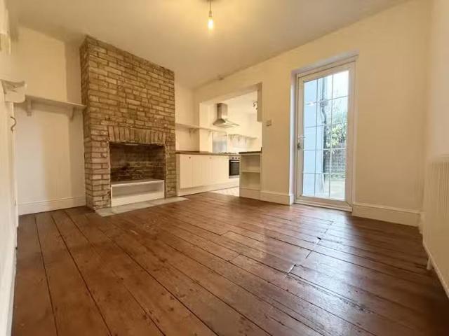 2 bedroom house for rent in Seafield Road, Ramsgate, CT11