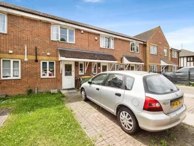2 bedroom house for rent in Vulcan Close, Beckton E6