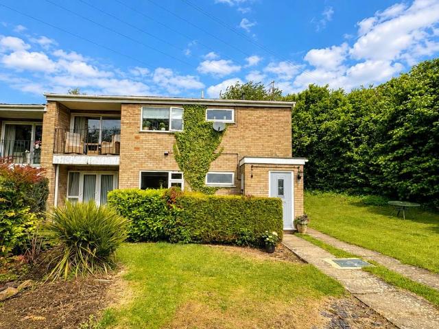 2 bedroom house for sale