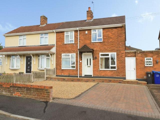 2 bedroom house for sale