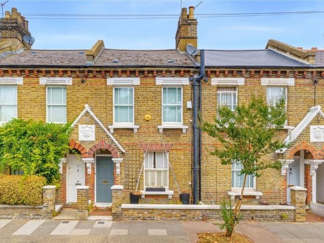 2 bedroom house for sale