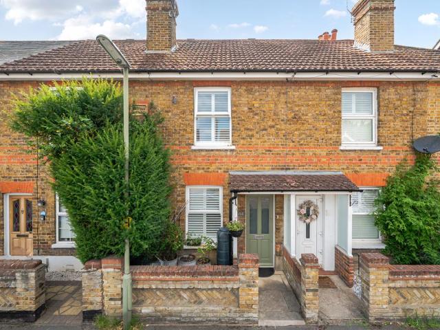 2 bedroom house for sale