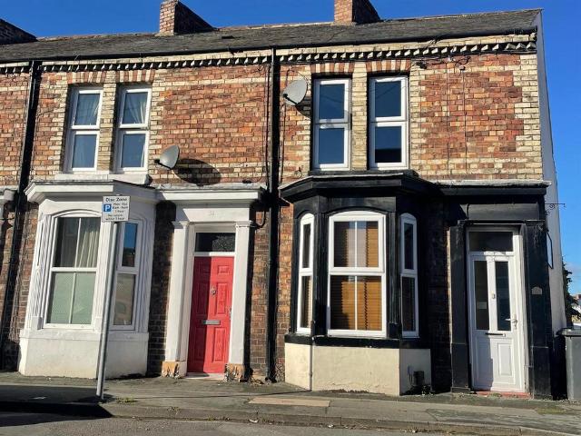 2 bedroom house for sale
