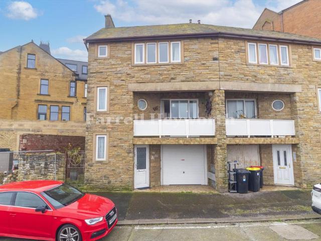 2 bedroom house for sale