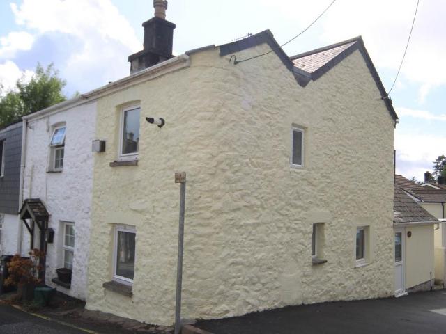 2 bedroom house for sale