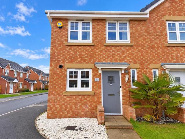 2 bedroom house for sale