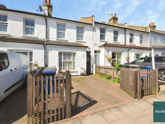 2 bedroom house for sale