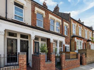 2 bedroom house for sale