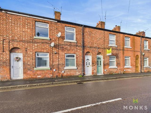 2 bedroom house for sale