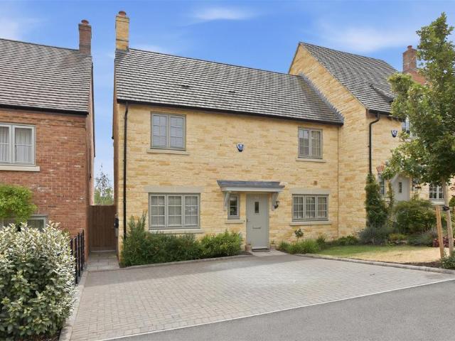 2 bedroom house for sale