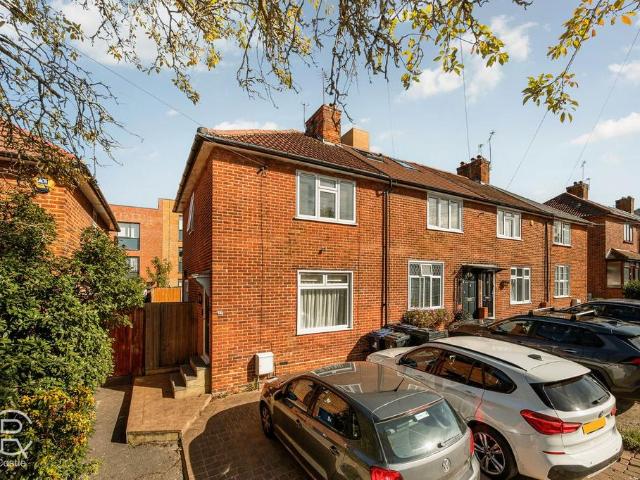 2 bedroom house for sale