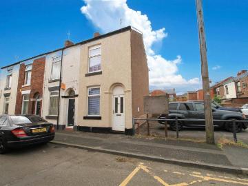 2 bedroom house for sale