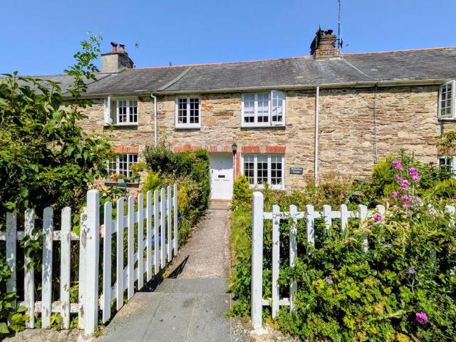 2 bedroom house for sale